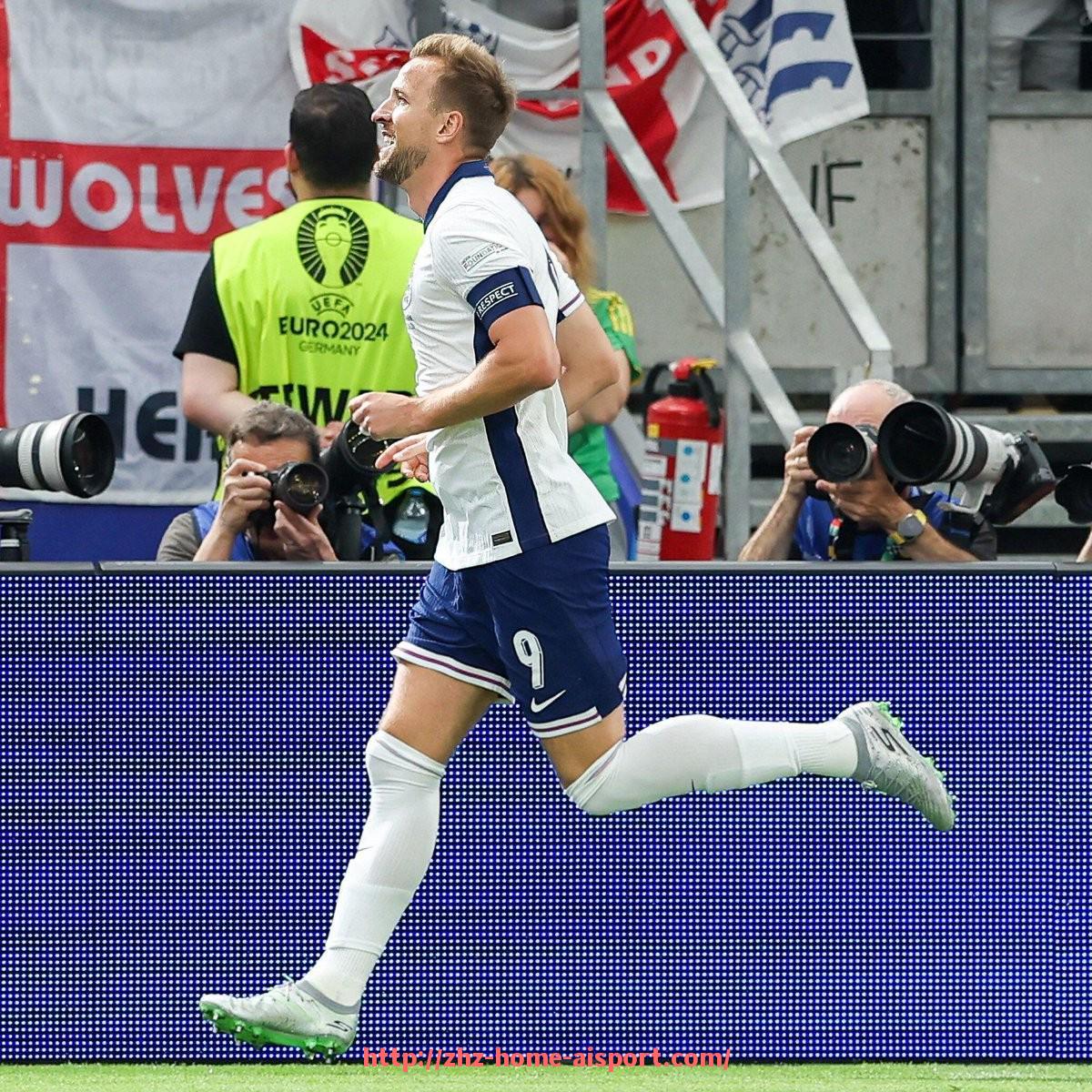 爱体育-英超球员可否在读大学期间代表球队出战？